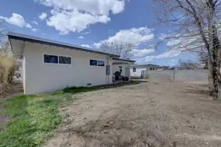 324 Chula Vista Place NE Backyard