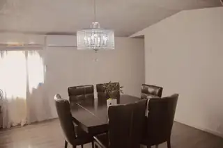 5 Santa Barbara Drive Kitchen