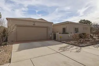 2711 Crimson Clover Street SW, Los Lunas