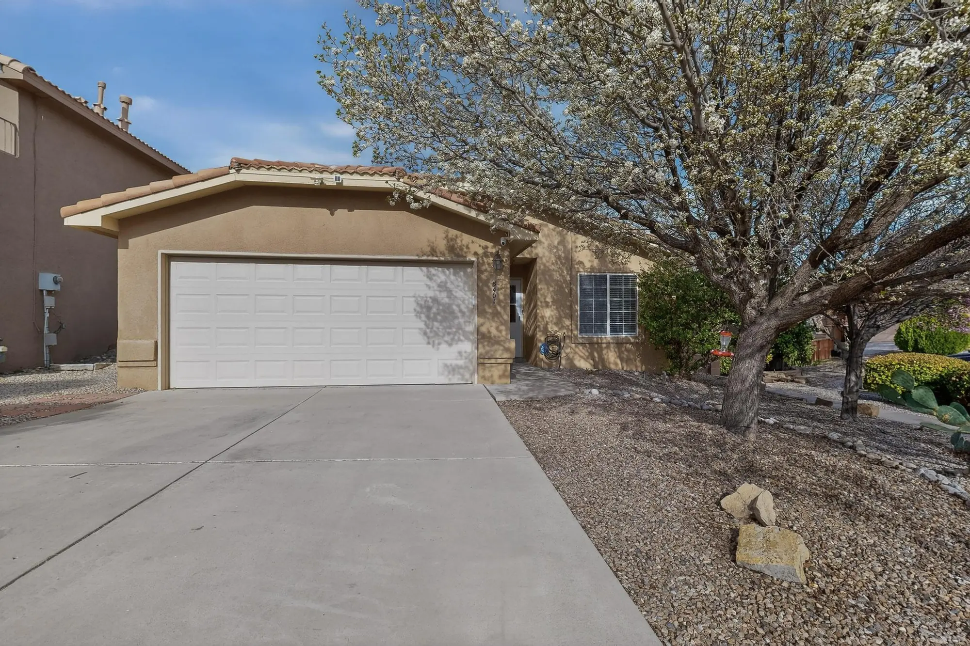 5401 Kokopelli Court NW