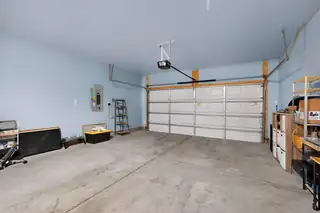 5601 Addis Drive SE Garage