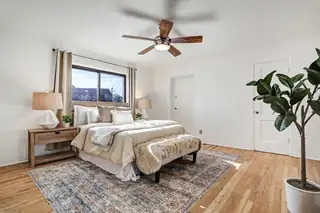 605 Ridgecrest Drive SE Bedroom