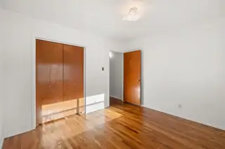 512 15th Street NW Bedroom