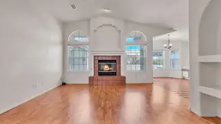 11519 Kings Canyon Road SE Living Room