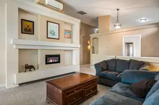 3042 Copper Creek Road SE Living Room