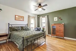 936 Palomas Drive SE Bedroom