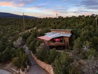 35 Manana Drive Exterior Front