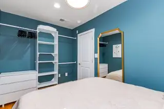 514 9th Street SW Bedroom