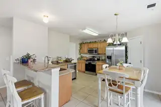 1020 Alexandra Street SW Kitchen