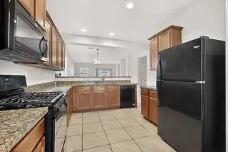 6809 Mountain Hawk Loop NE Kitchen