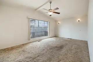 625 Grace Street NE Living Room