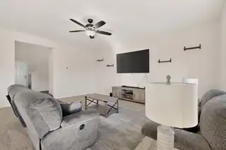 10040 Farinosa Avenue SW Living Room