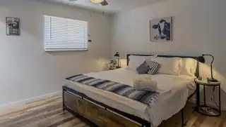 516 Arno Street NE Bedroom