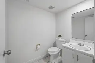 7505 Prairie Road NE Kitchen