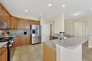 10200 Avenida Vista Sol NW Kitchen