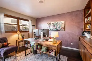 7339 Prairie Road NE Home Office