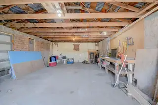 336 Los Lentes Road NE Garage