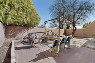 2621 McEarl Avenue SE Patio