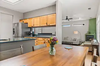 8401 S Sandoval Street NE Kitchen