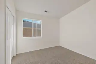 811 Bryce Canyon Street SE Living Room