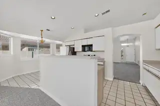 811 Bryce Canyon Street SE Kitchen