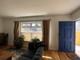 732 Loma Vista Drive NE 