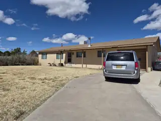 3601 33rd Circle SE Exterior Front