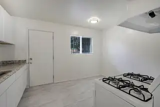 420 Alcazar Street SE 