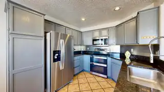 8105 Camino Paisano NW Kitchen