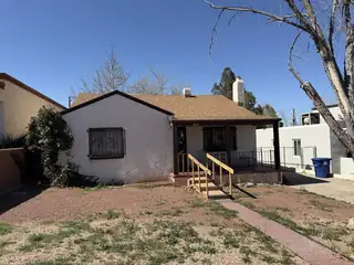 213 Amherst Drive SE, Albuquerque