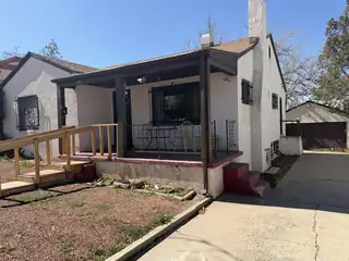 213 Amherst Drive SE Exterior Front