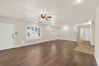 6500 Martin Court NE 