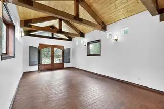 160 Andrews Lane Living Room