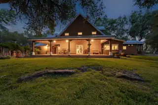 160 Andrews Lane Exterior Front