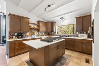 750 San Diego Loop Kitchen