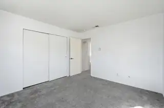 120 Linda View Court NE Bedroom