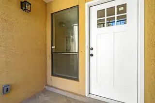 3812 Lafayette Drive NE Exterior Front