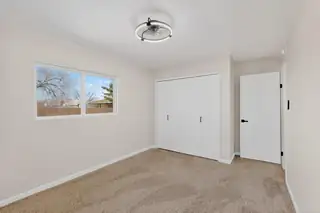 643 Duchess Drive NE Bedroom