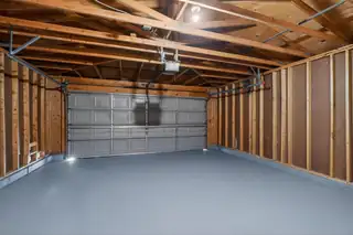 643 Duchess Drive NE Garage