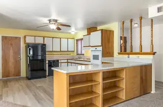 4216 Hendrix Road NE Kitchen