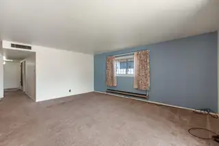 4216 Hendrix Road NE Living Room