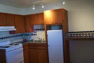 611 N Paseo Del Pueblo Norte NE 6 Kitchen