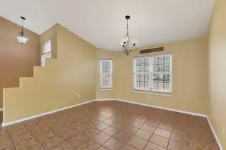 2275 Longhorn Street SW Living Room