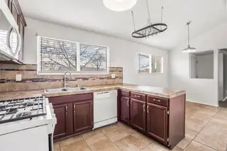 527 Brazos Drive SE Kitchen