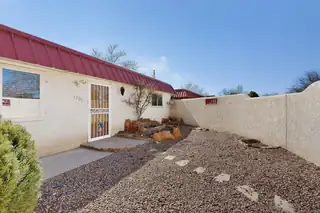 1200 La Poblana Road NW, Albuquerque
