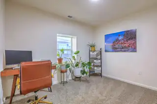 800 13th Street NW Home Office