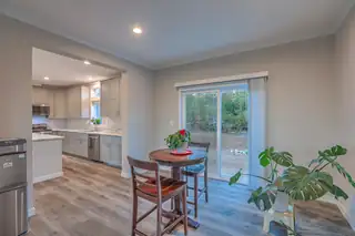 19 Edge Of Woods Road Dining Room