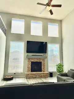 1306 Sidewinder Road NE 