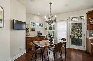 1101 Washington Street NE 