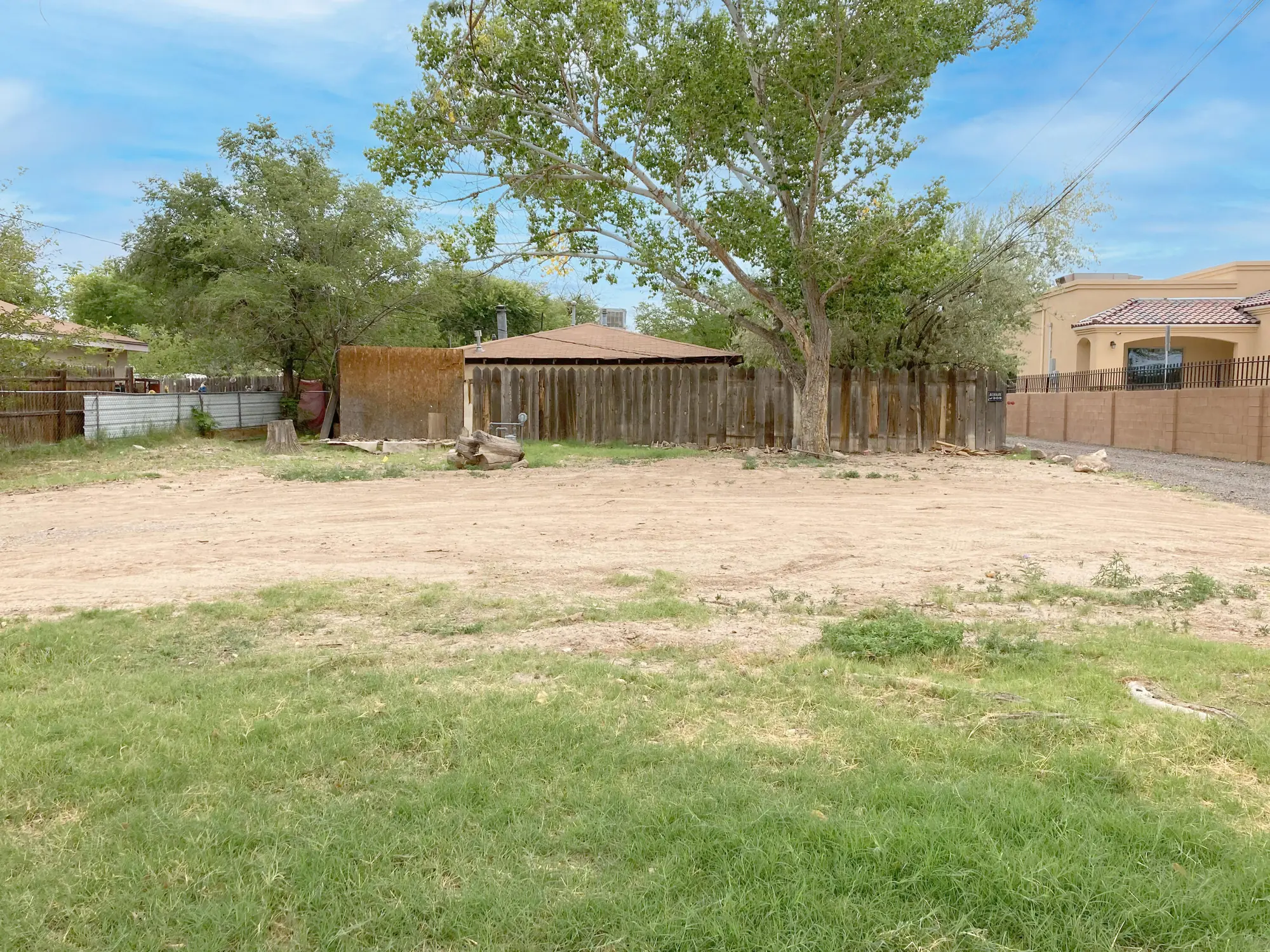 520 Los Lentes Road SE